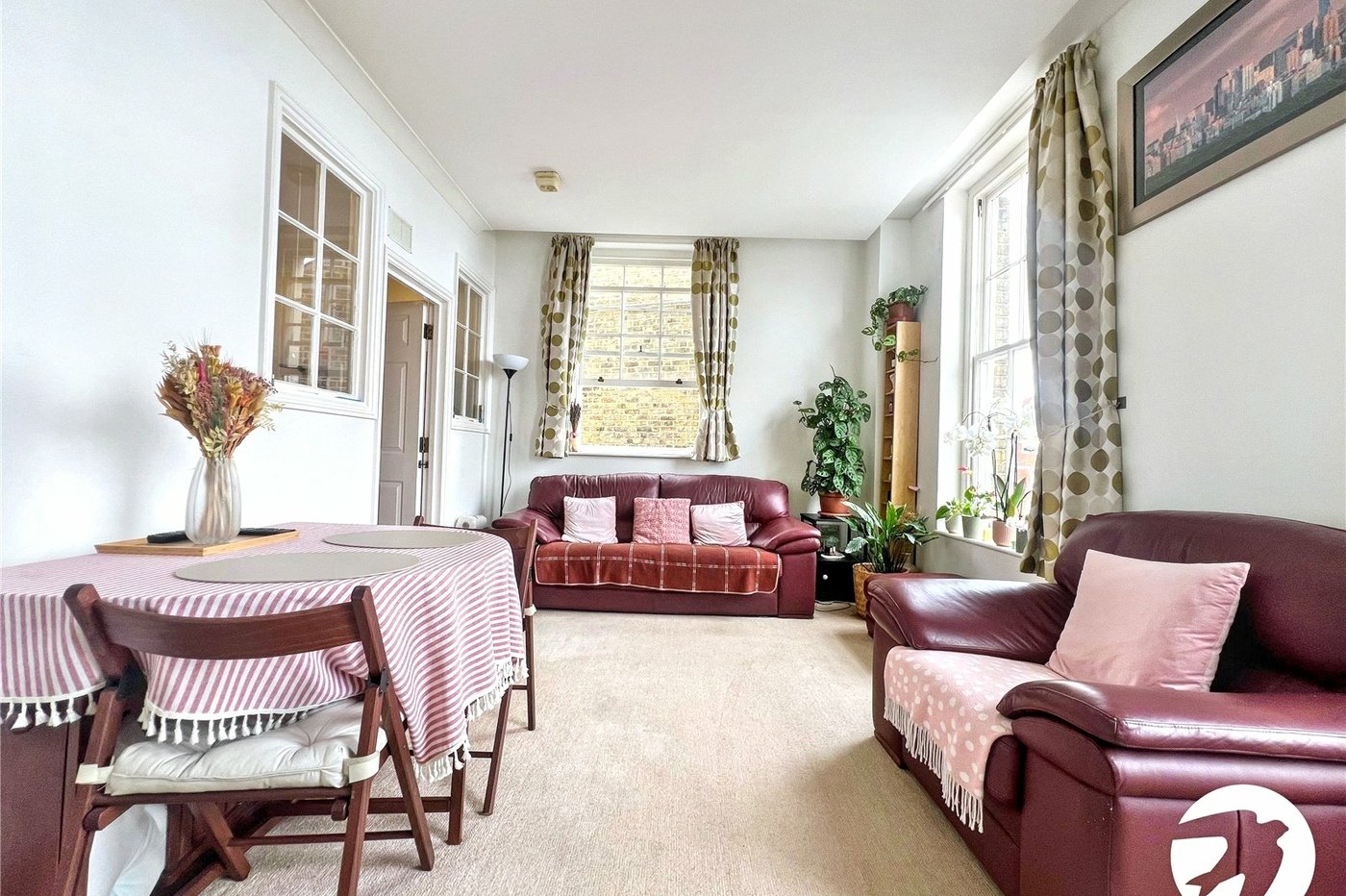 1 bedroom property for sale in 1-4 New Road Avenue | Robinson Michael & Jackson