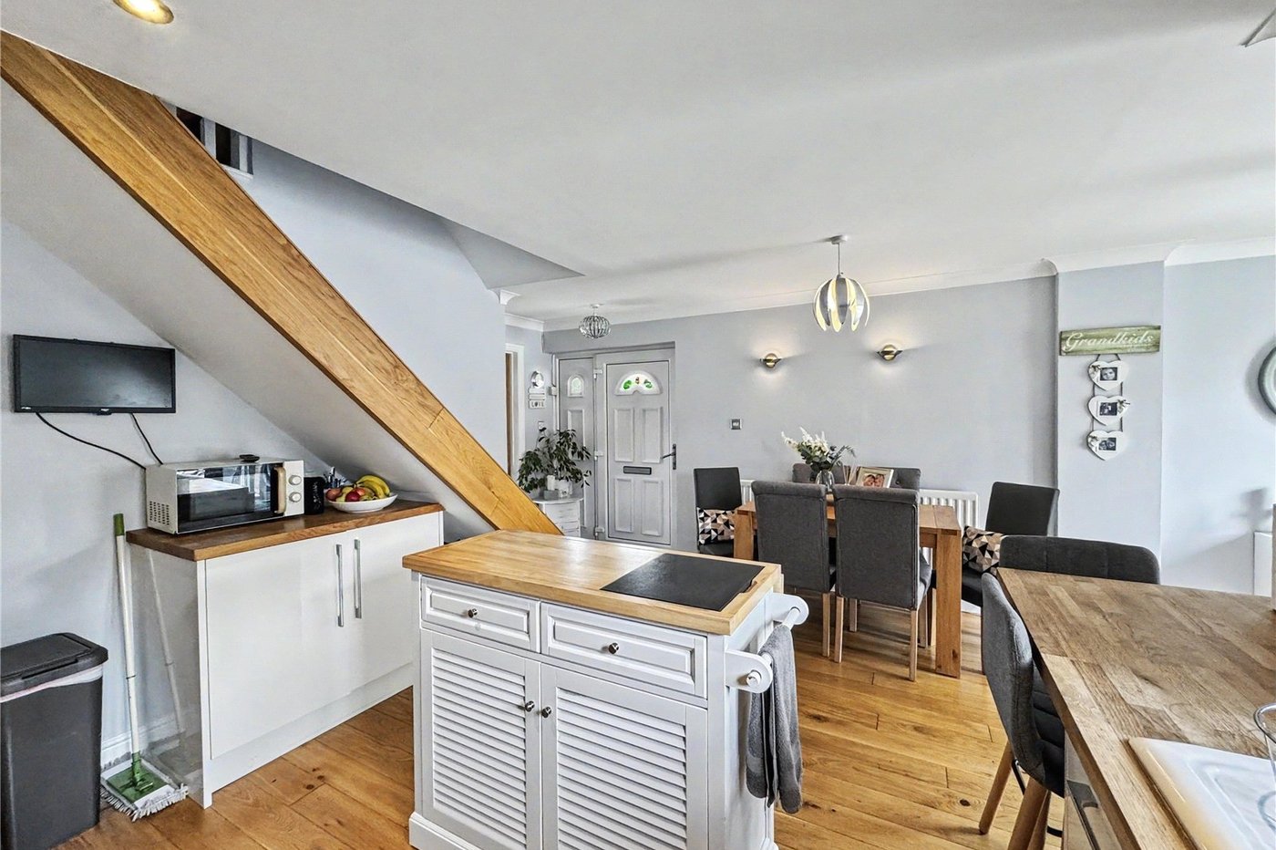 3 bedroom house for sale in Wigmore | Robinson Michael & Jackson