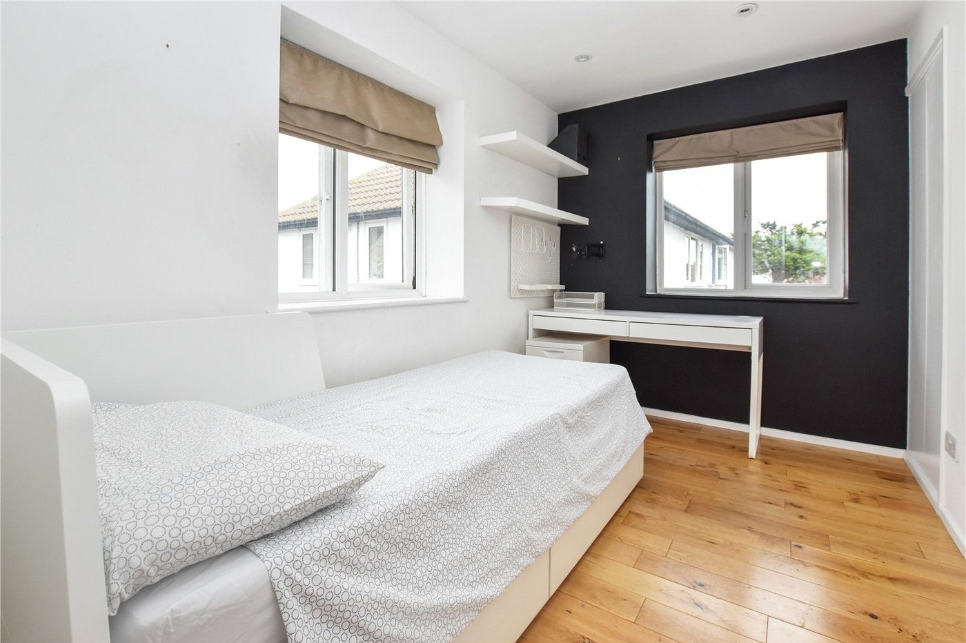 2 bedroom property for sale in Bexleyheath | Robinson Jackson