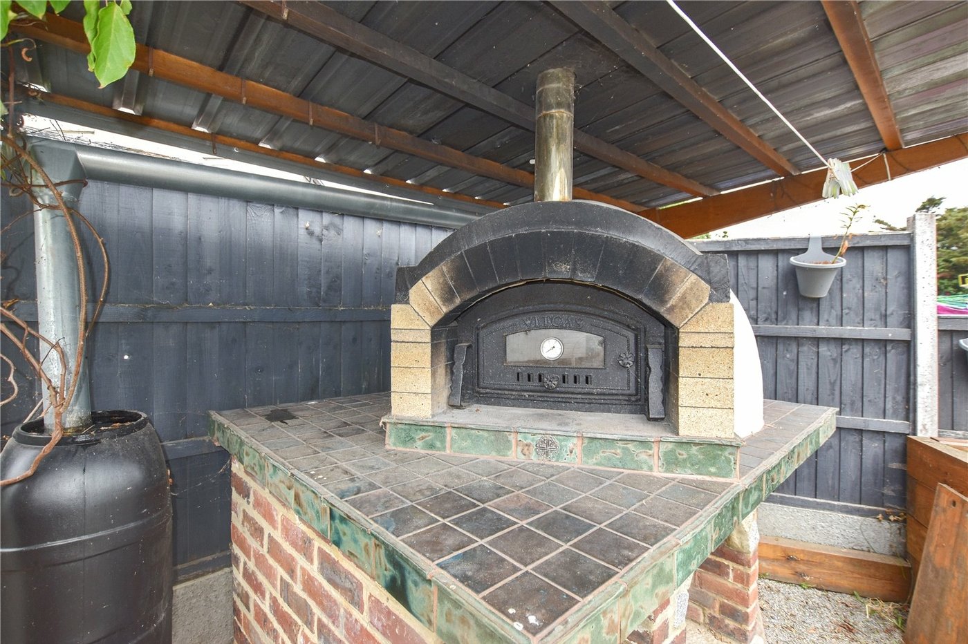 2 bedroom property for sale in Bexleyheath | Robinson Jackson