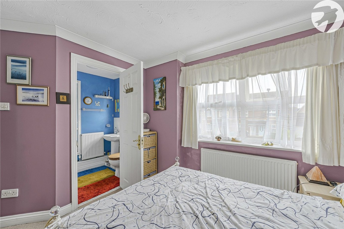 3 bedroom house for sale in London | Robinson Jackson