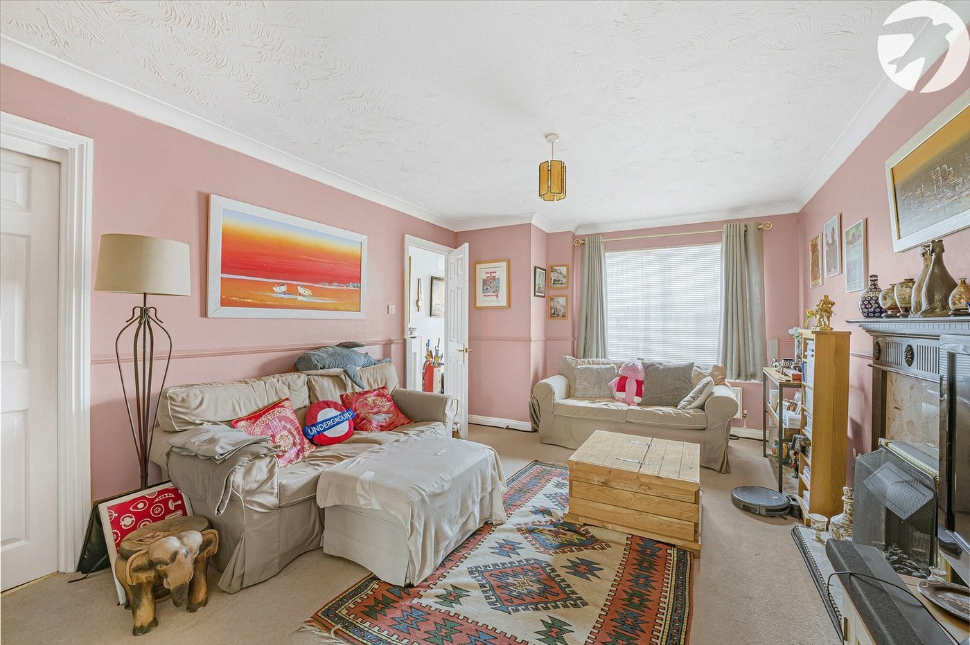 3 bedroom house for sale in London | Robinson Jackson