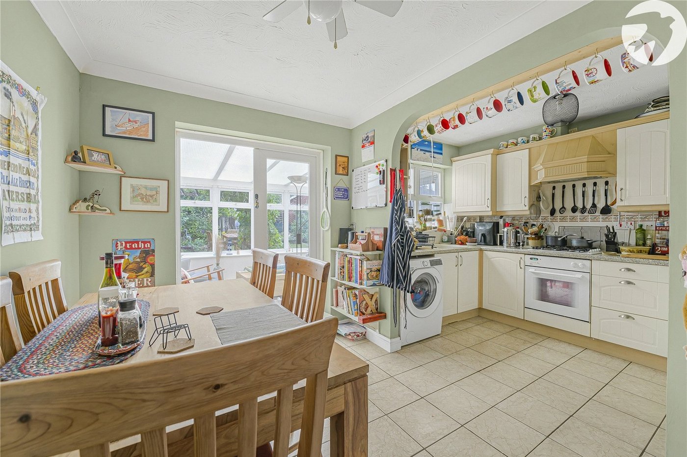 3 bedroom house for sale in London | Robinson Jackson