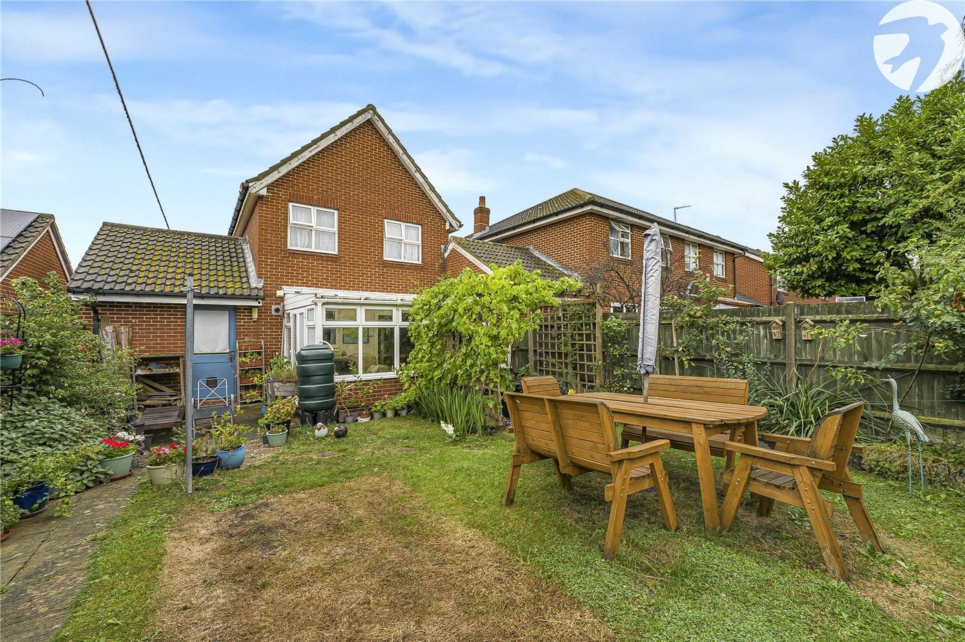 3 bedroom house for sale in London | Robinson Jackson