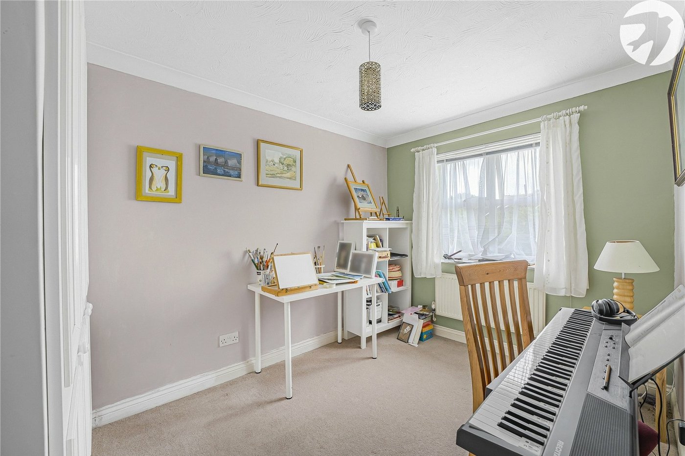 3 bedroom house for sale in London | Robinson Jackson