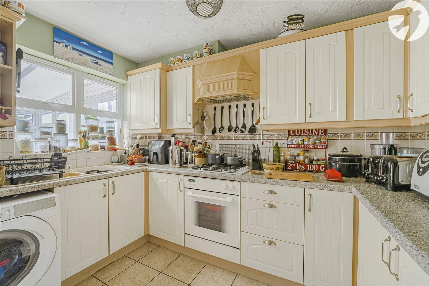 3 bedroom house for sale in London | Robinson Jackson