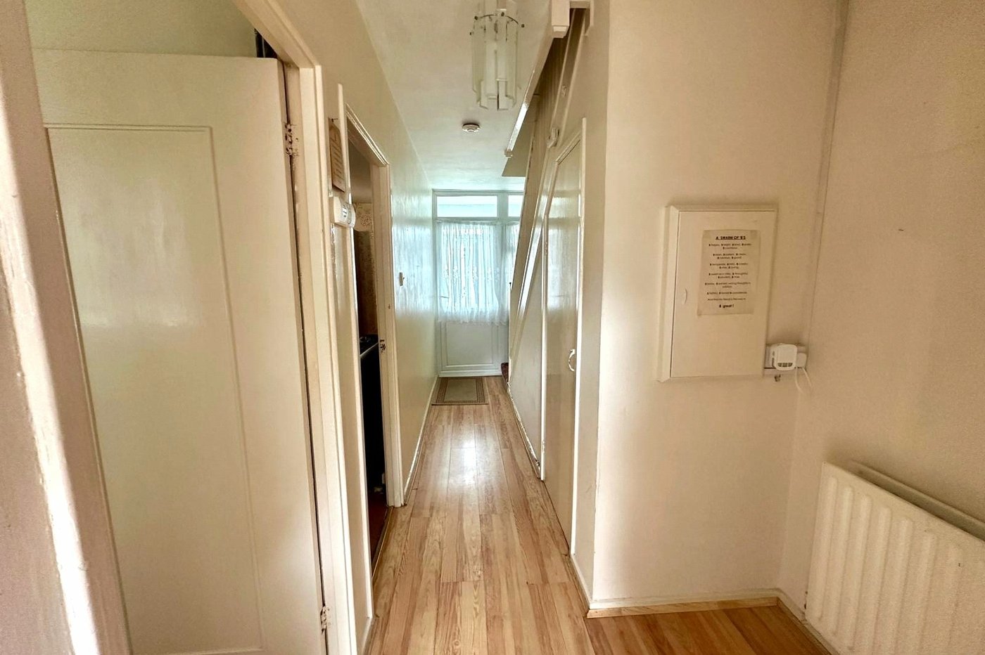 2 bedroom property for sale in London | Robinson Jackson