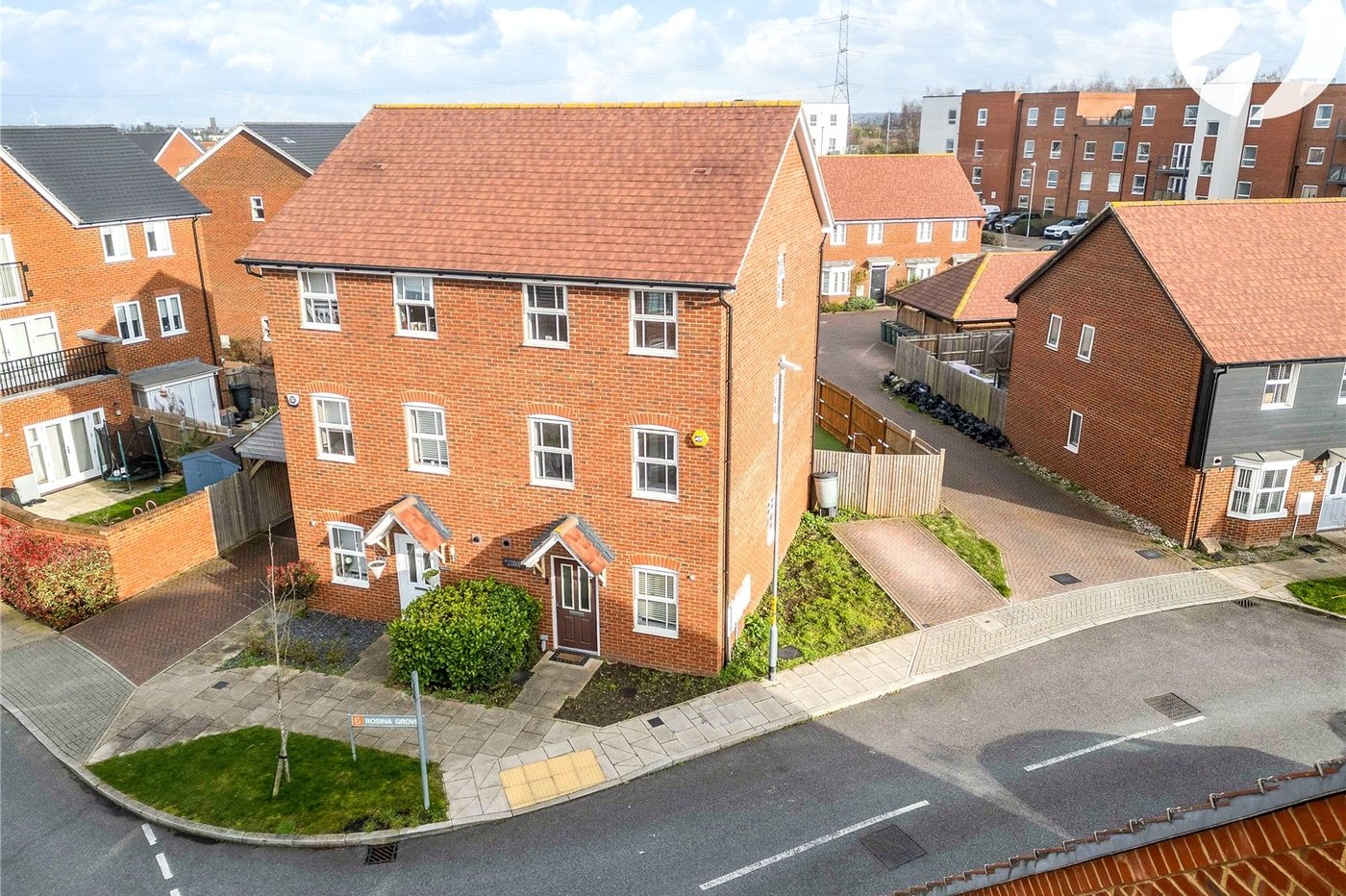 house for sale in Castle Hill, Ebbsfleet Valley, DA10 Robinson Jackson