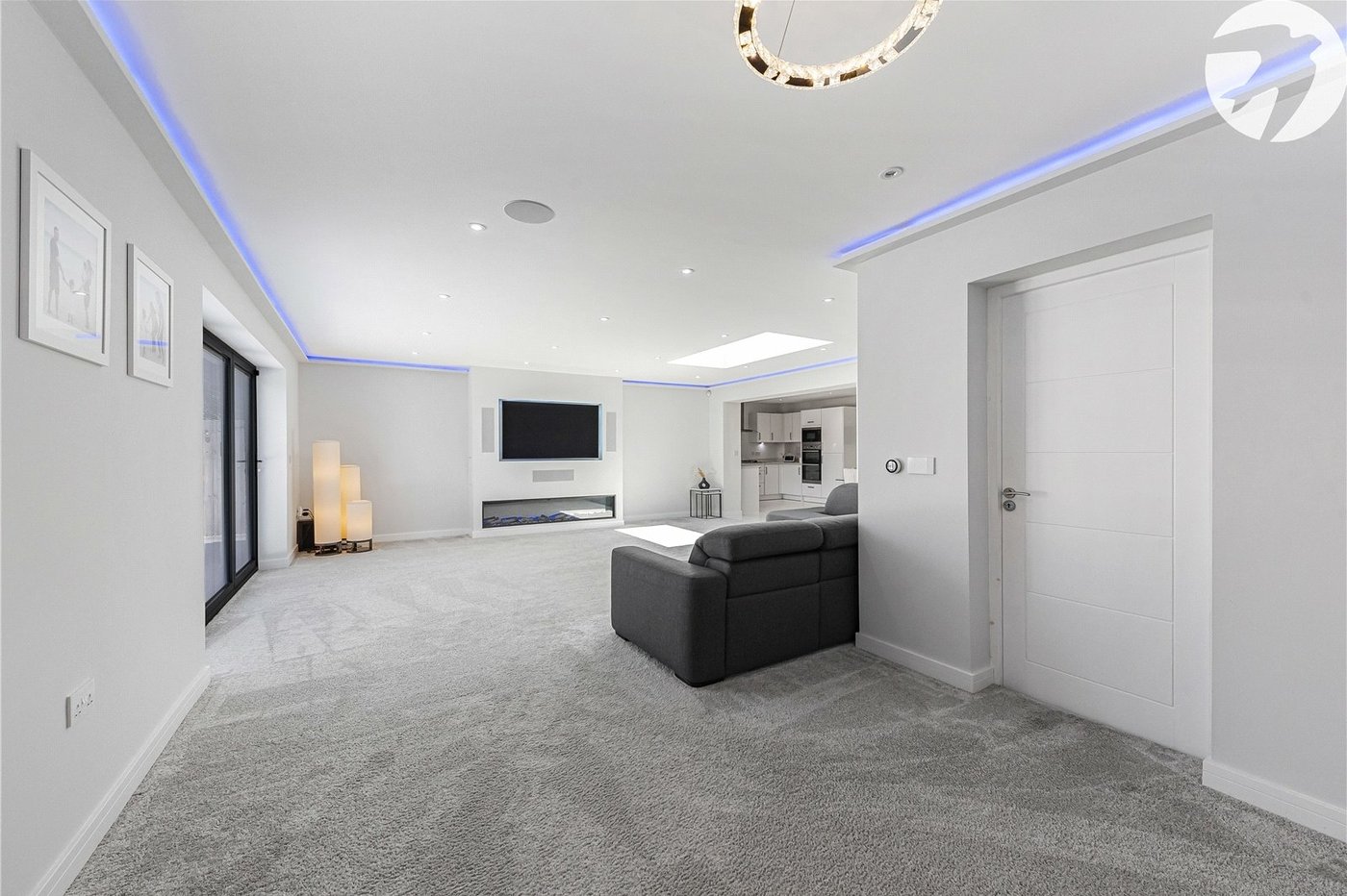 5 bedroom house for sale in Castle Hill | Robinson Jackson