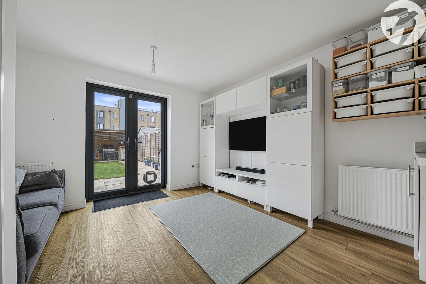 3 bedroom property for sale in Castle Hill | Robinson Jackson