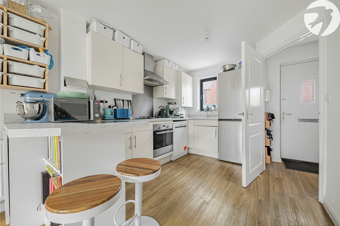 3 bedroom property for sale in Castle Hill | Robinson Jackson