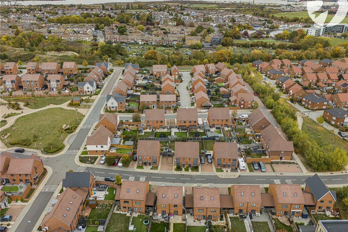 3 bedroom property for sale in Castle Hill | Robinson Jackson