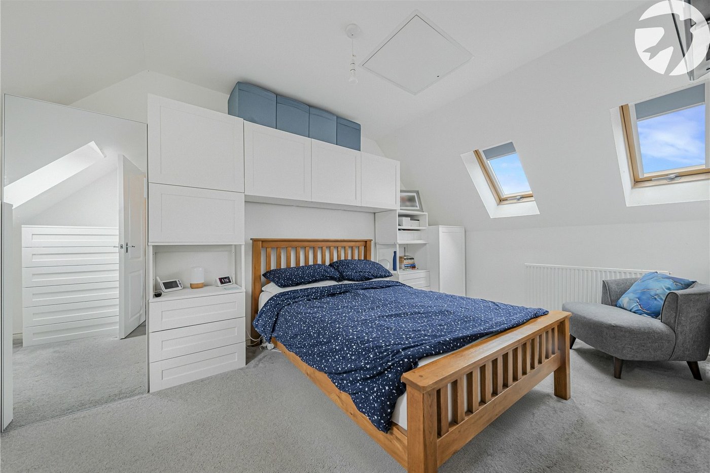 3 bedroom property for sale in Castle Hill | Robinson Jackson