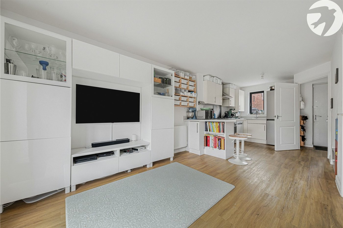 3 bedroom property for sale in Castle Hill | Robinson Jackson