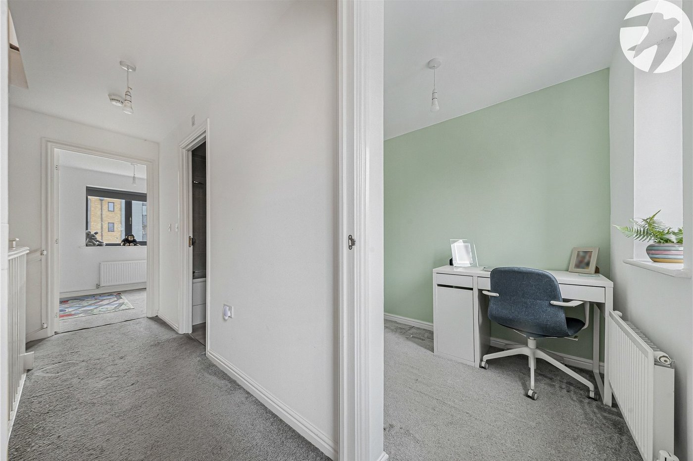 3 bedroom property for sale in Castle Hill | Robinson Jackson