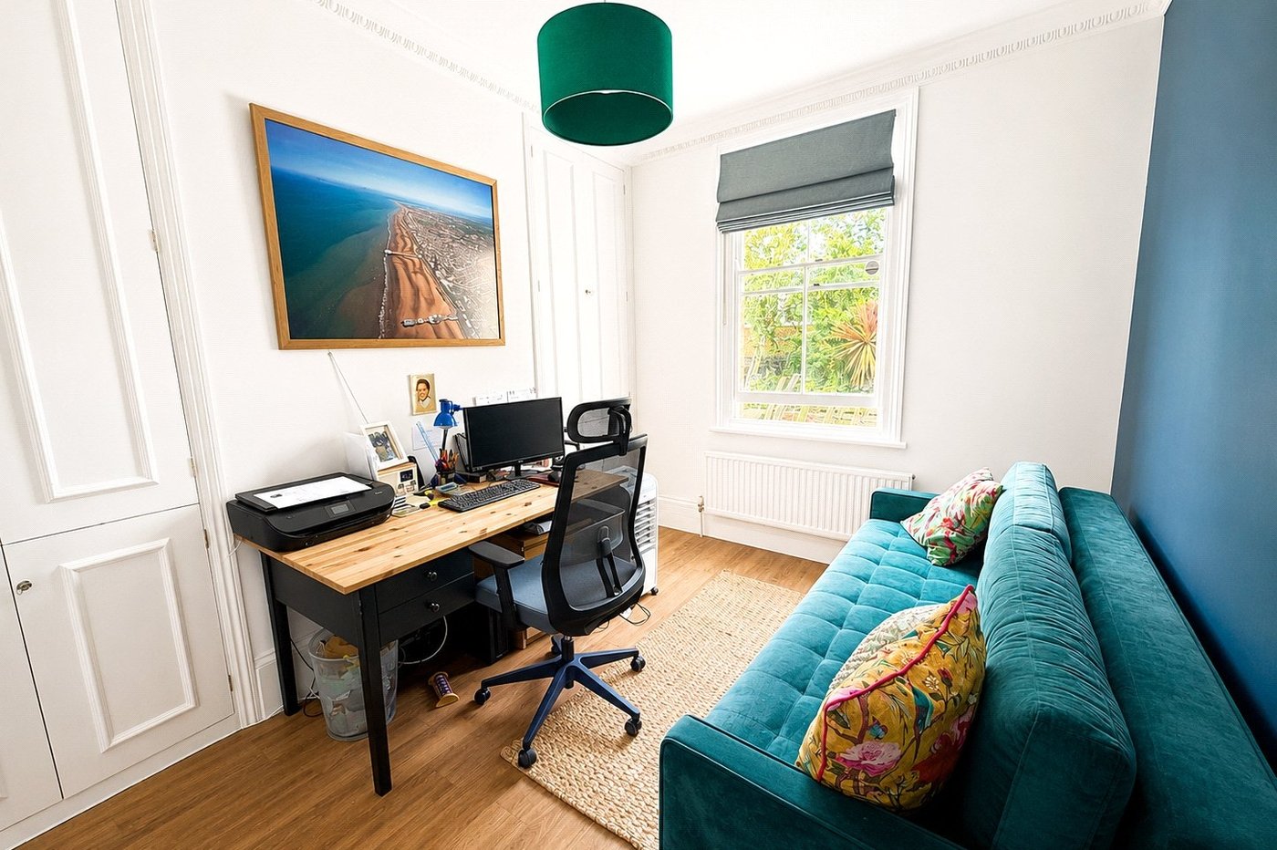 3 bedroom house for sale in London | Robinson Jackson