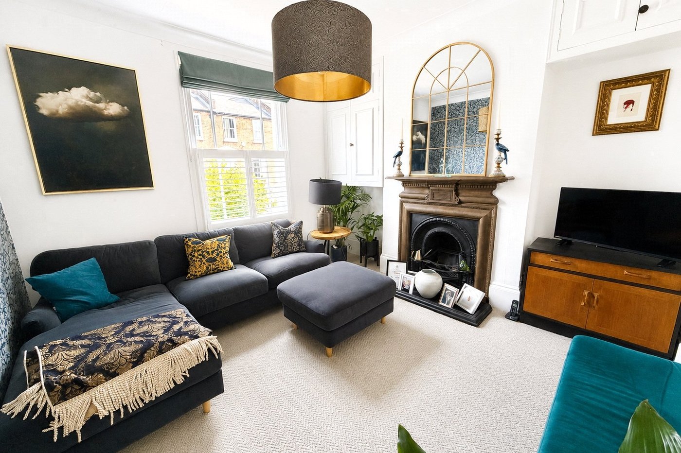 3 bedroom house for sale in London | Robinson Jackson