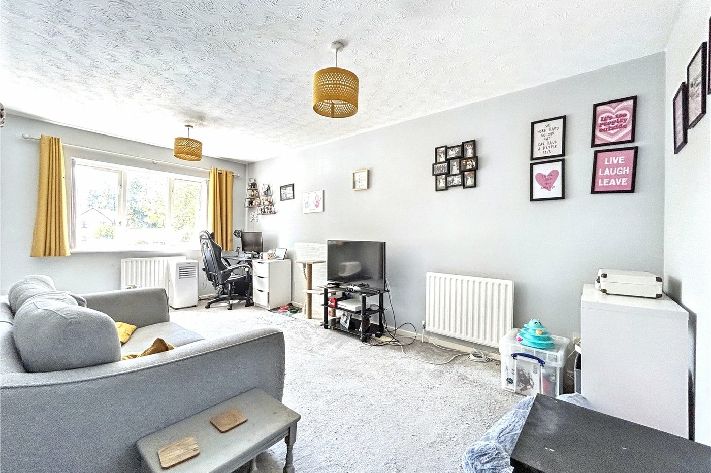 1 bedroom property for sale in Rainham | Robinson Michael & Jackson
