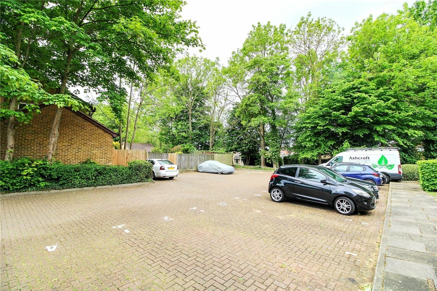 1 bedroom property for sale in Rainham | Robinson Michael & Jackson