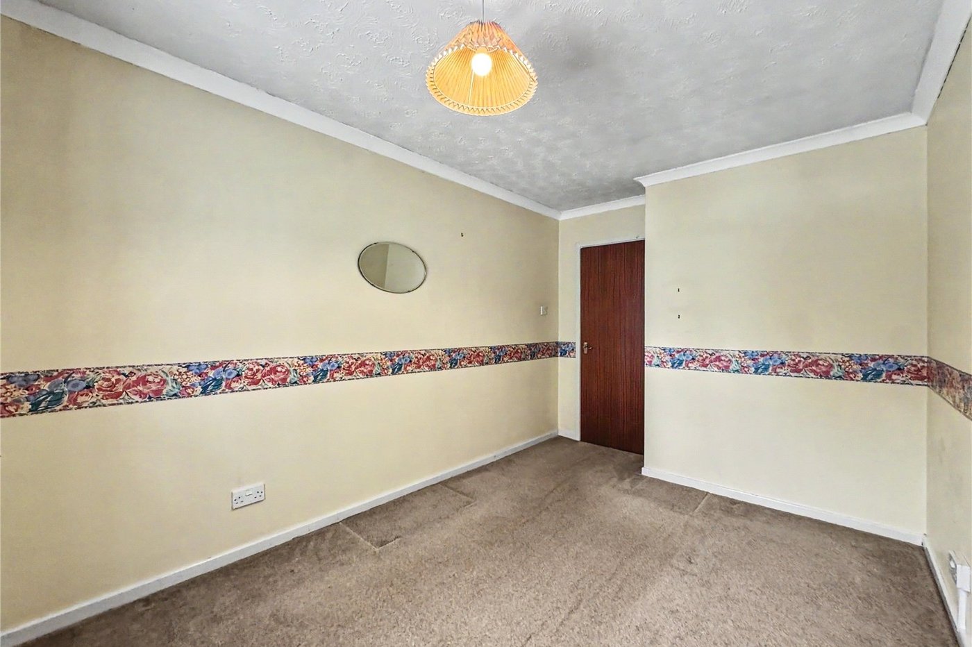 1 bedroom property for sale in Rainham | Robinson Michael & Jackson