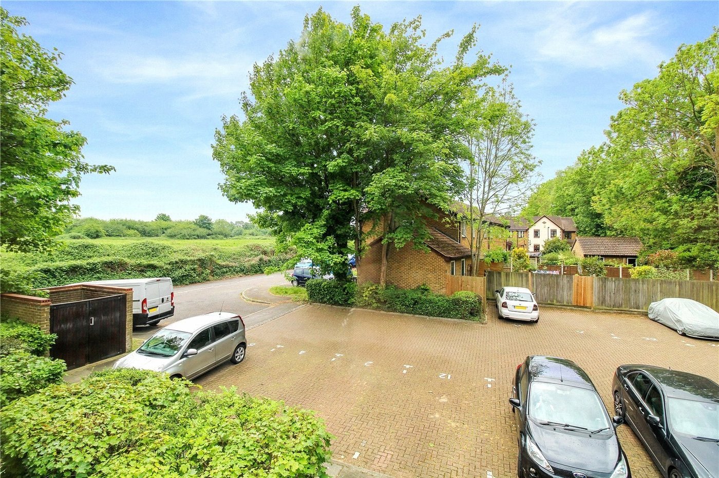 1 bedroom property for sale in Rainham | Robinson Michael & Jackson