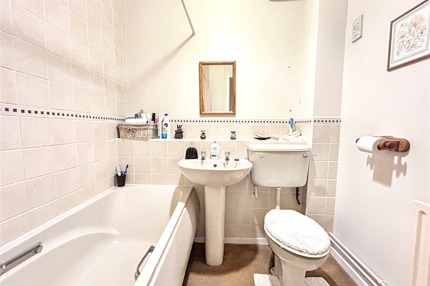 1 bedroom property for sale in Rainham | Robinson Michael & Jackson