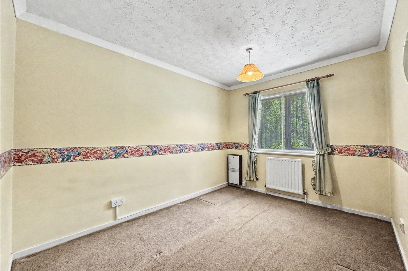 1 bedroom property for sale in Rainham | Robinson Michael & Jackson