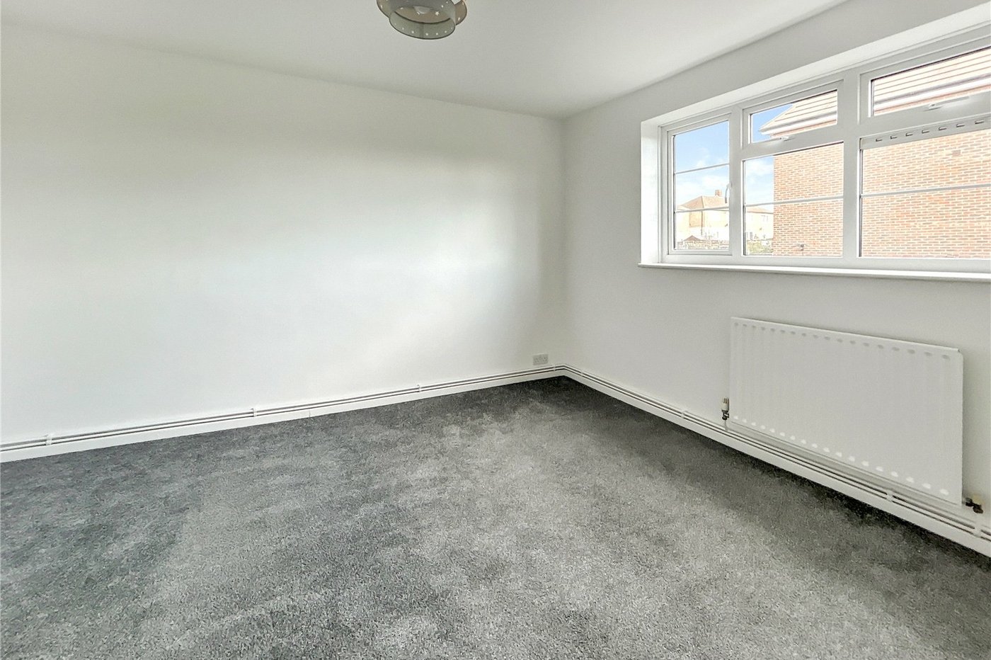 2 bedroom property for sale in Sidcup | Robinson Jackson