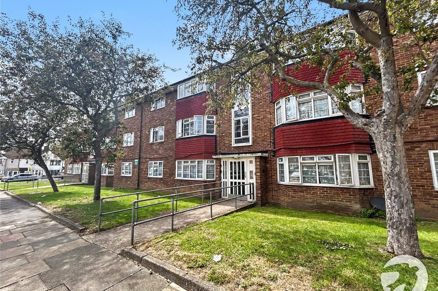 2 bedroom property for sale in Sidcup | Robinson Jackson