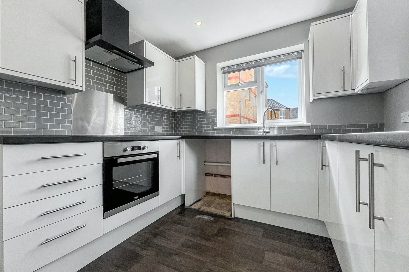 2 bedroom property for sale in Gillingham | Robinson Michael & Jackson