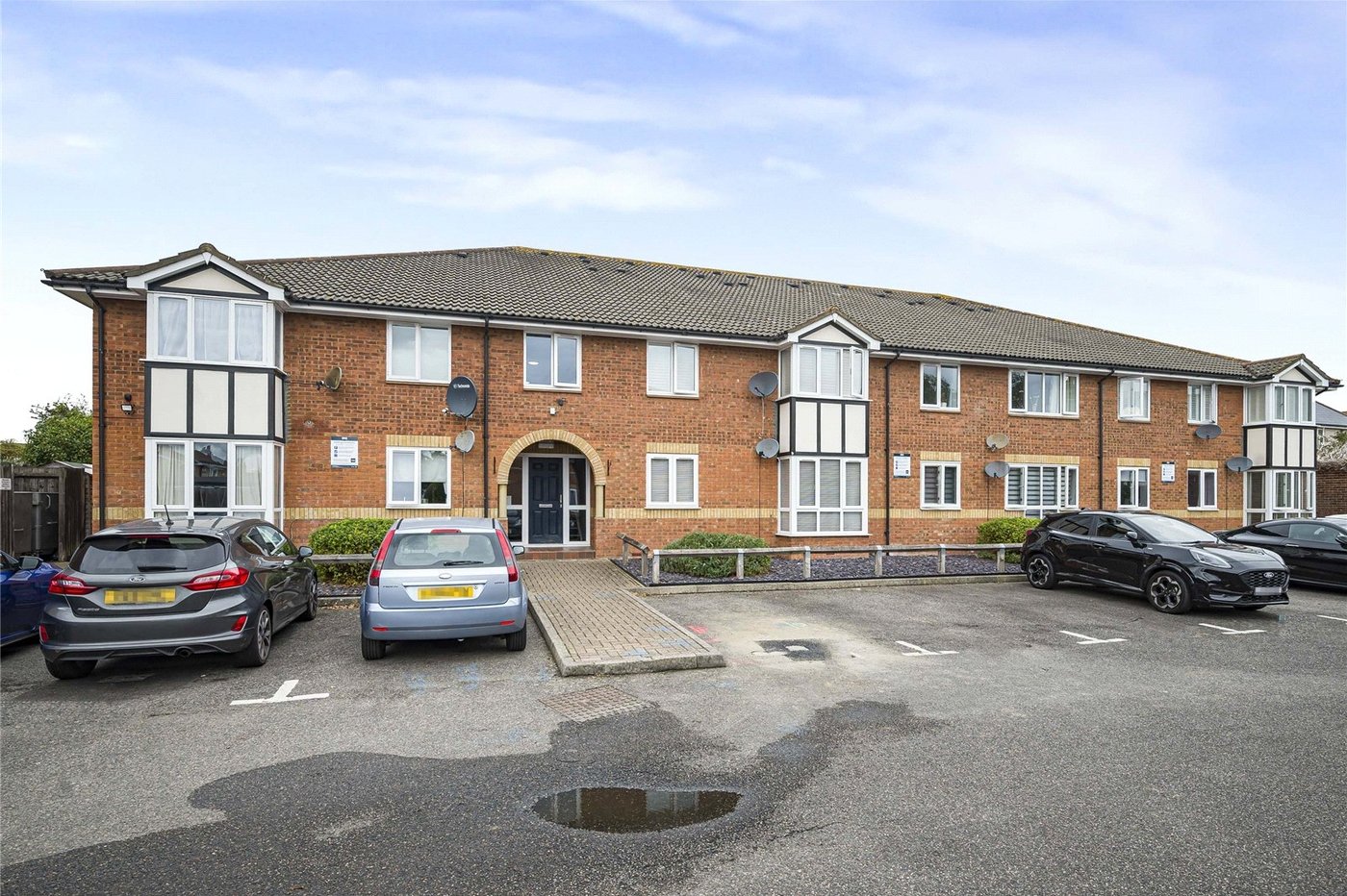 1 bedroom property for sale in Church Road | Robinson Jackson
