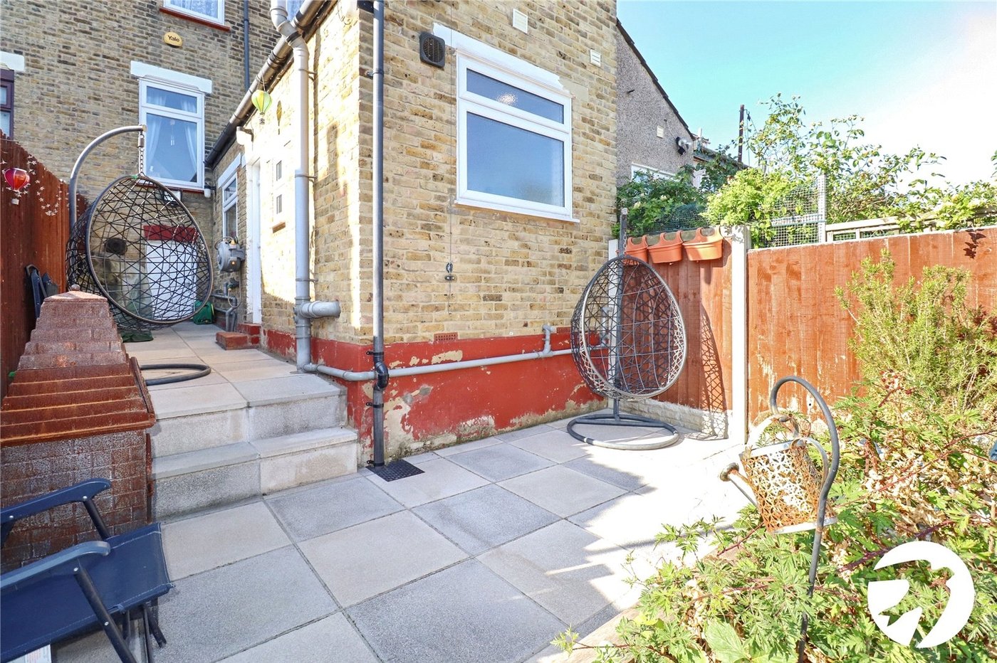 2 bedroom house for sale in Belvedere | Robinson Jackson