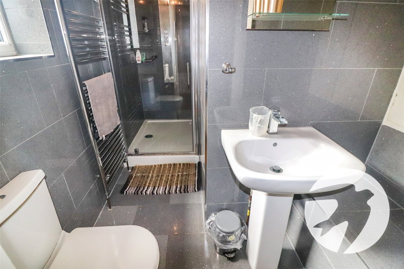 4 bedroom house for sale in Erith | Robinson Jackson