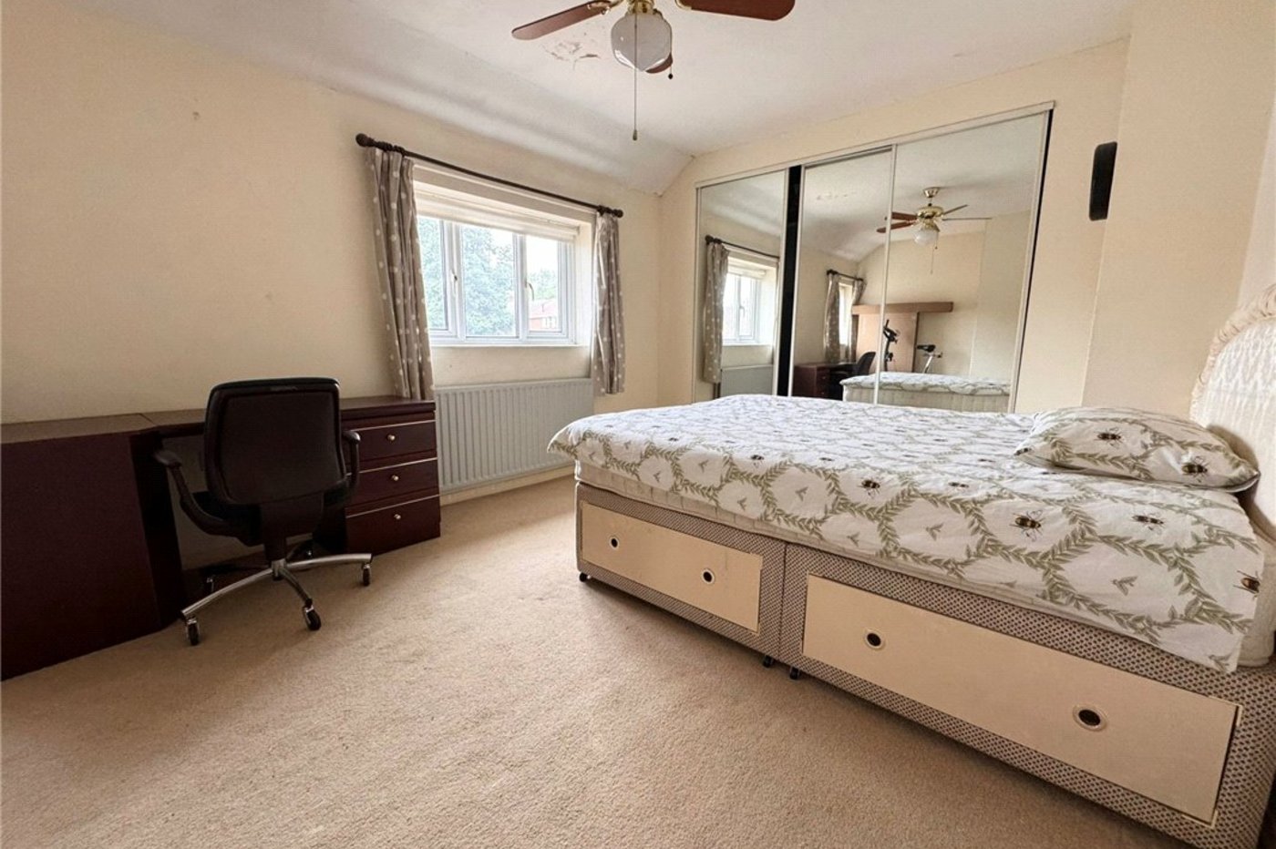 2 bedroom house for sale in St Pauls Cray | Robinson Jackson