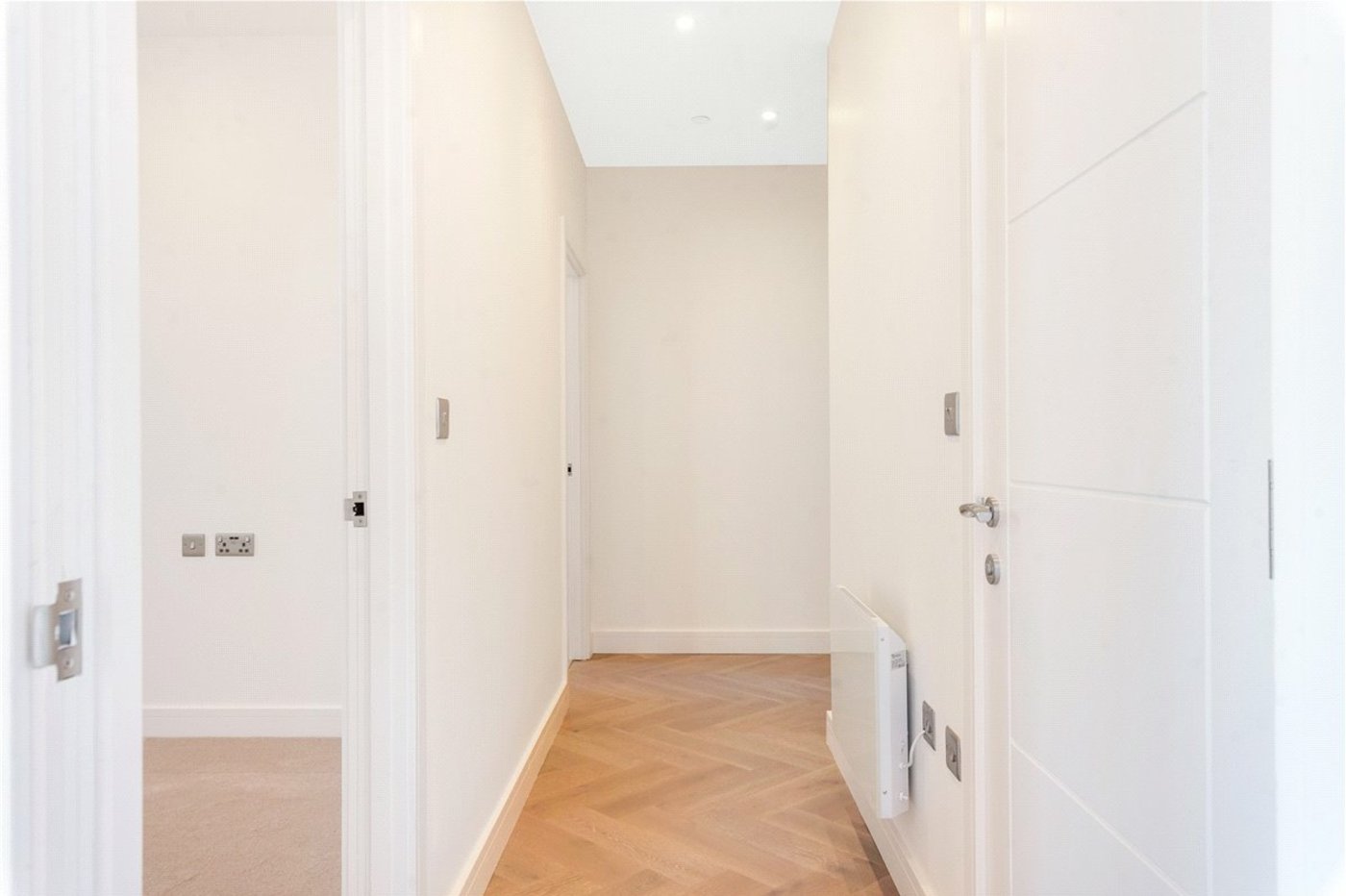 2 bedroom property for sale in 2 Knoll Rise | Robinson Jackson