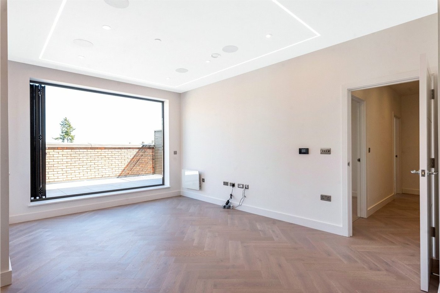 2 bedroom property for sale in 2 Knoll Rise | Robinson Jackson