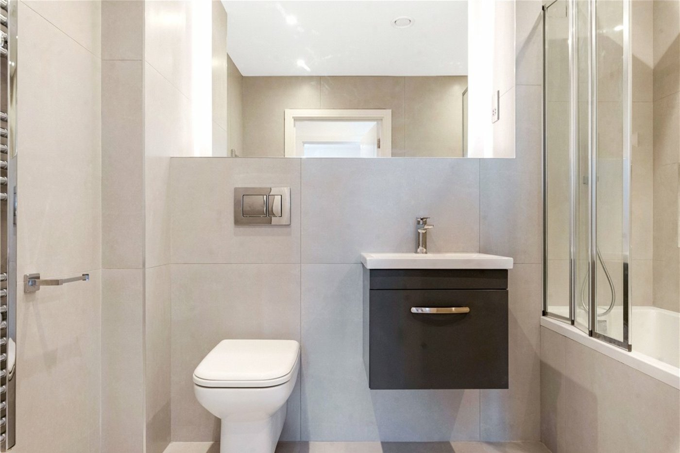 2 bedroom property for sale in 2 Knoll Rise | Robinson Jackson