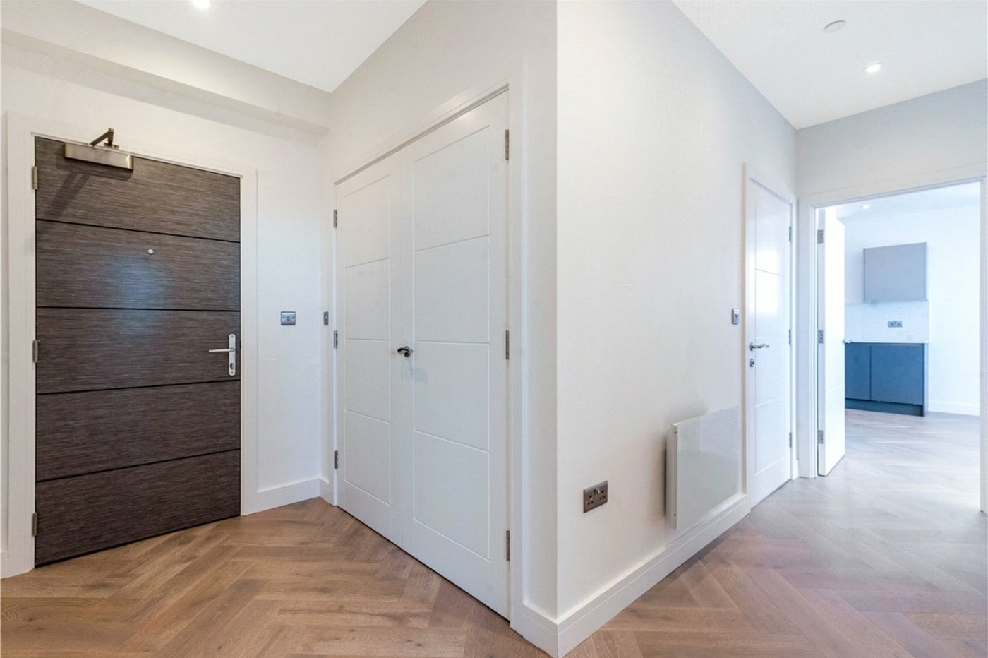 2 bedroom property for sale in 2 Knoll Rise | Robinson Jackson