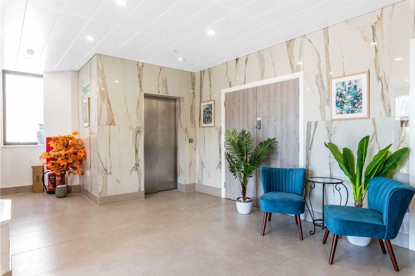 2 bedroom property for sale in 2 Knoll Rise | Robinson Jackson