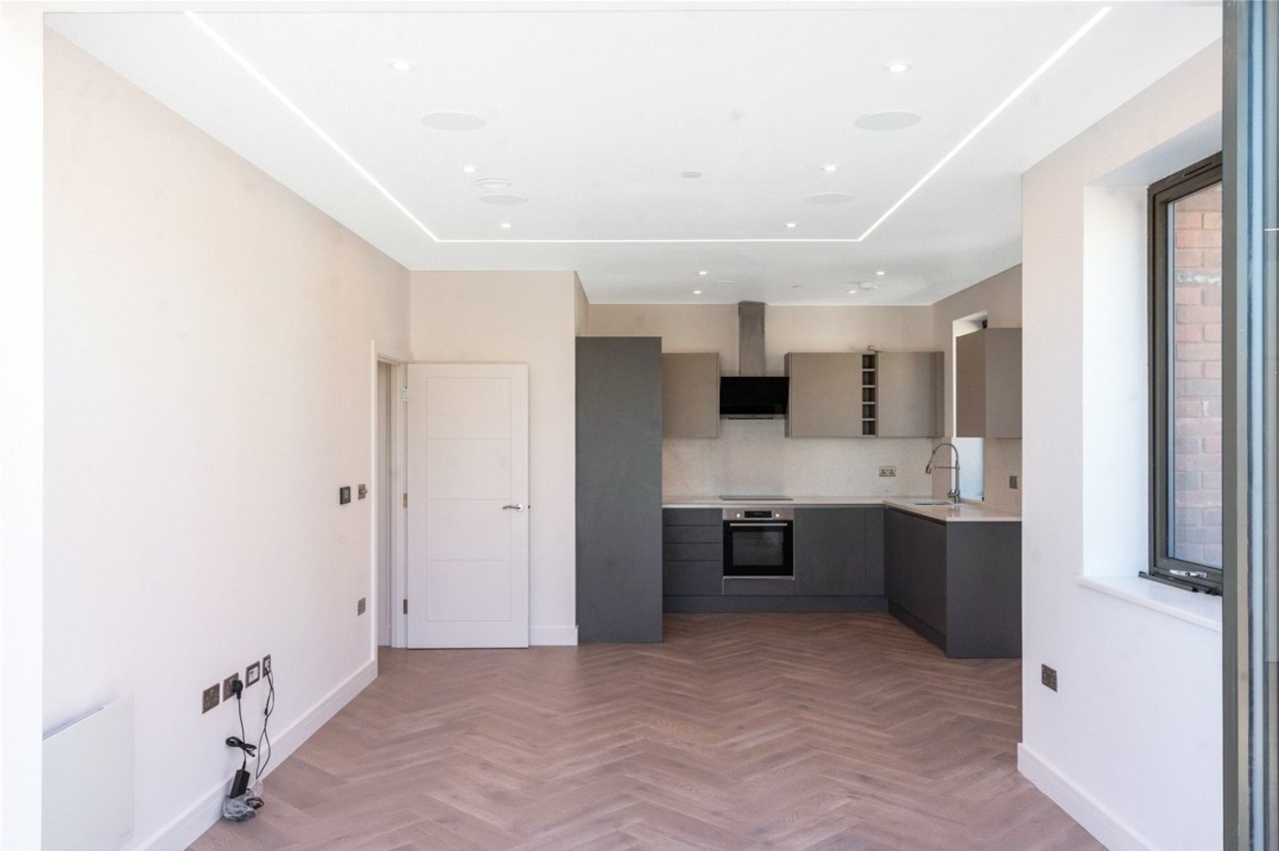 2 bedroom property for sale in 2 Knoll Rise | Robinson Jackson