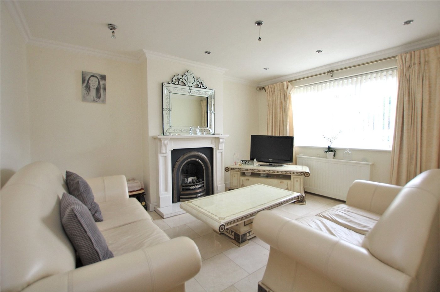 2 bedroom property for sale in Eltham | Robinson Jackson
