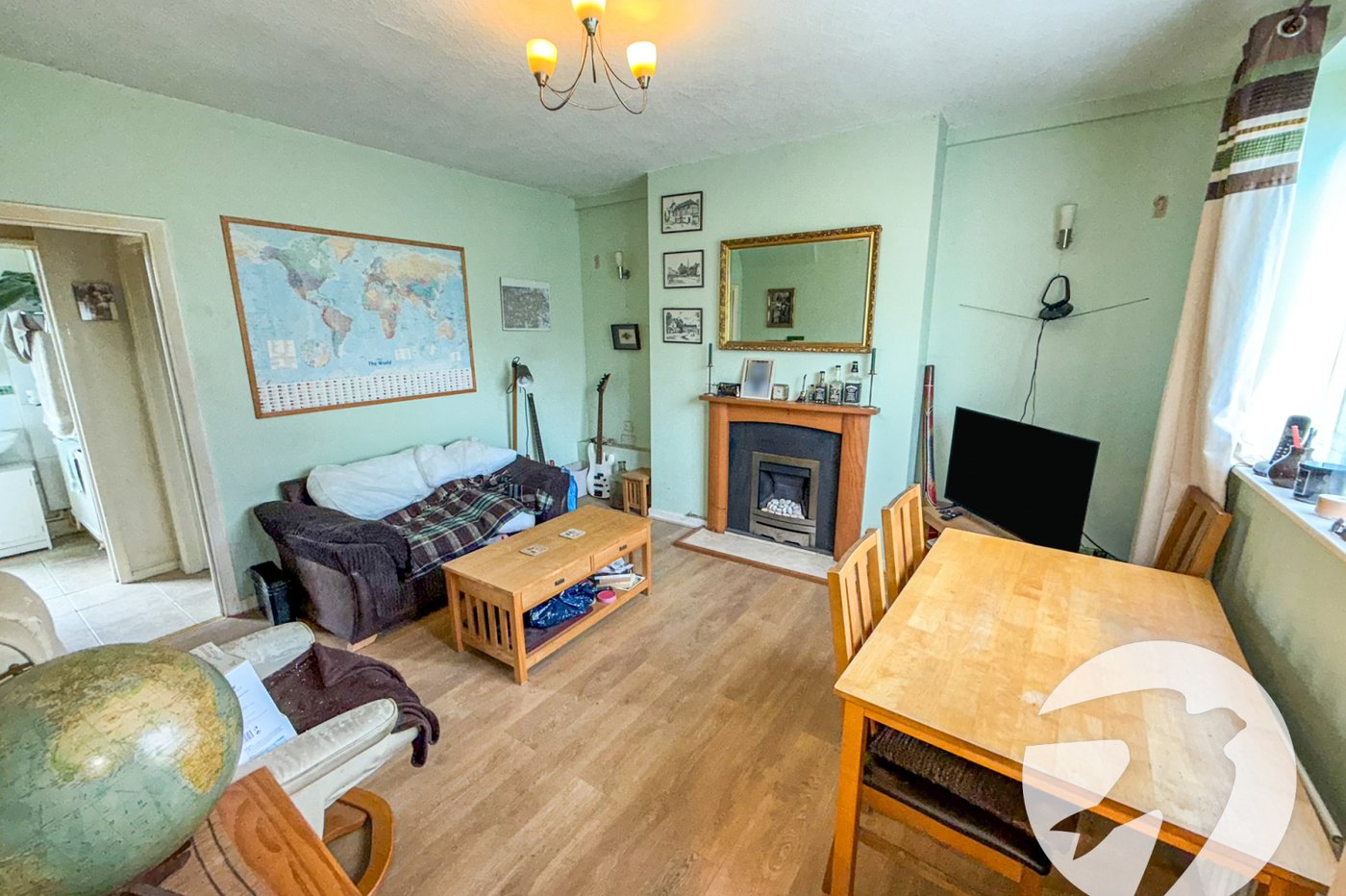 3 bedroom house for sale in London | Robinson Jackson