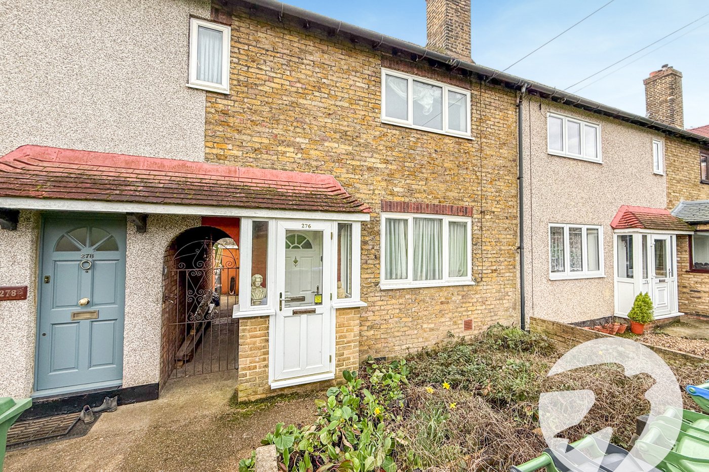 3 bedroom house for sale in London | Robinson Jackson