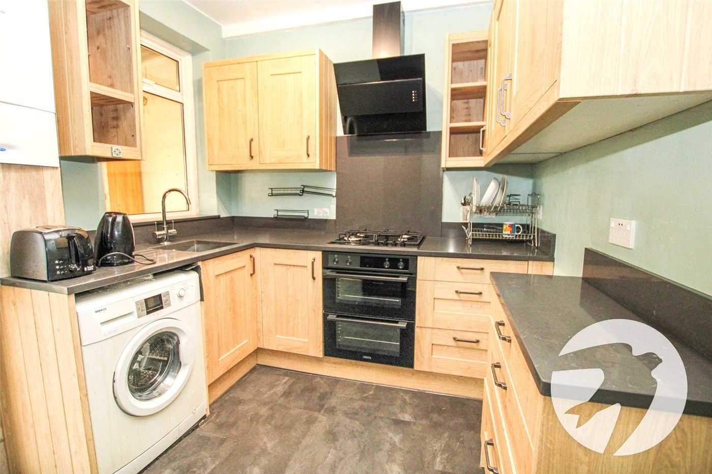 3 bedroom house for sale in London | Robinson Jackson