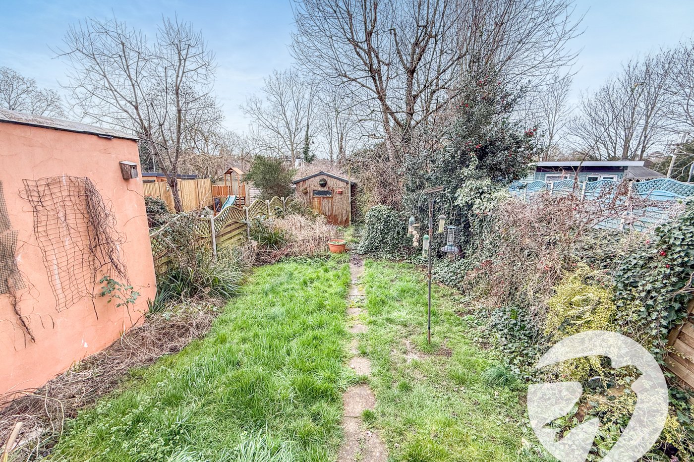 3 bedroom house for sale in London | Robinson Jackson