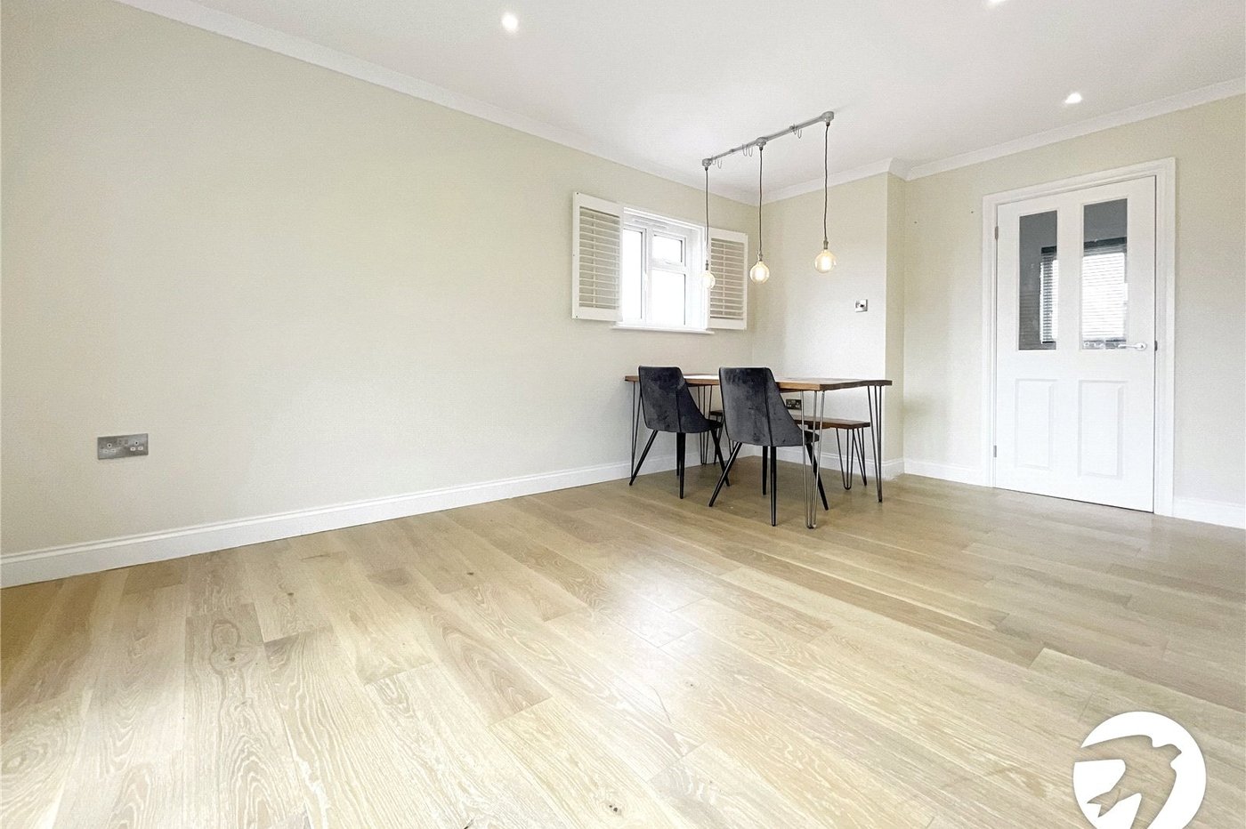2 bedroom property for sale in Maidstone | Robinson Michael & Jackson