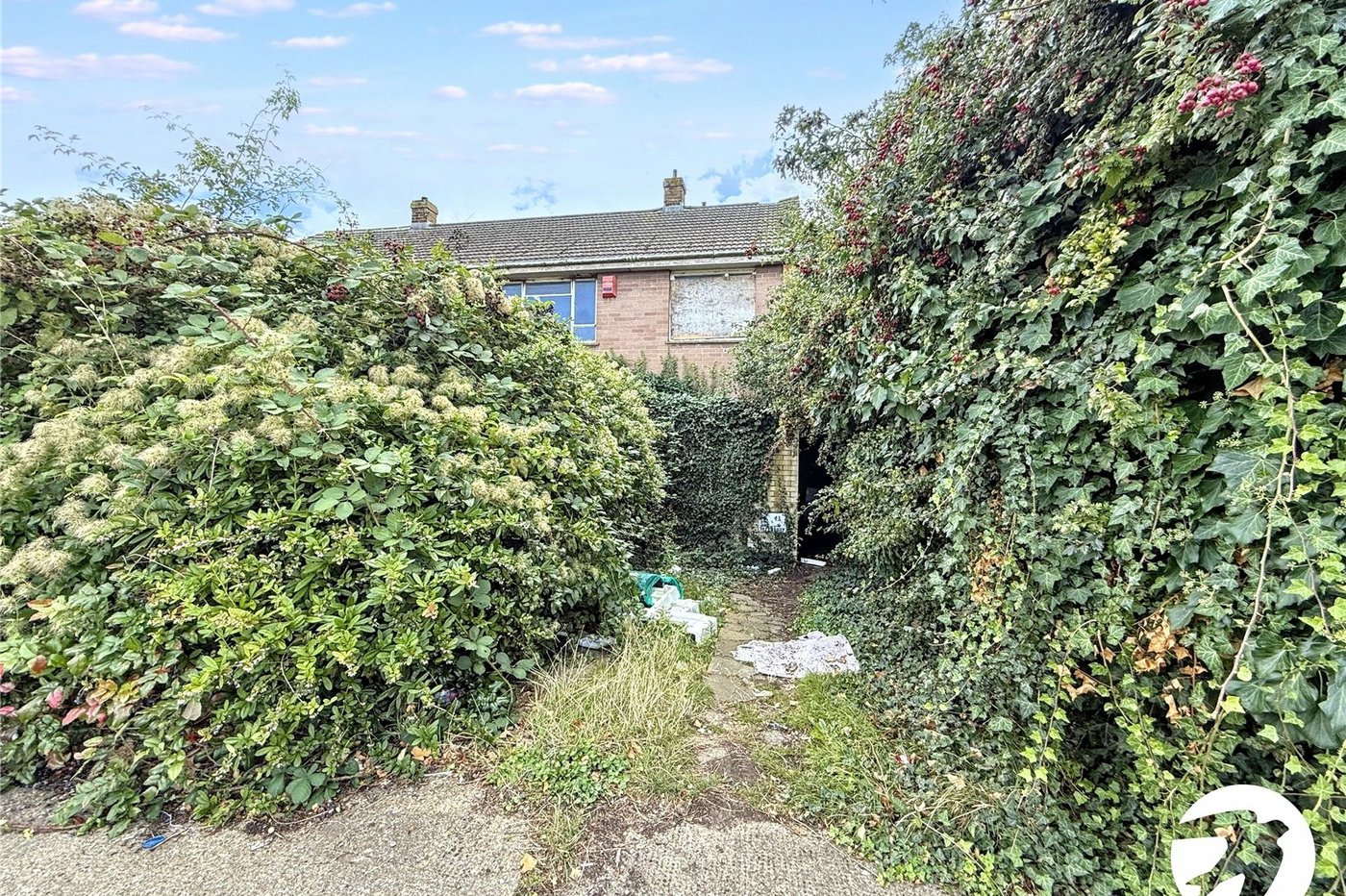 3 bedroom house for sale in Sittingbourne | Robinson Michael & Jackson