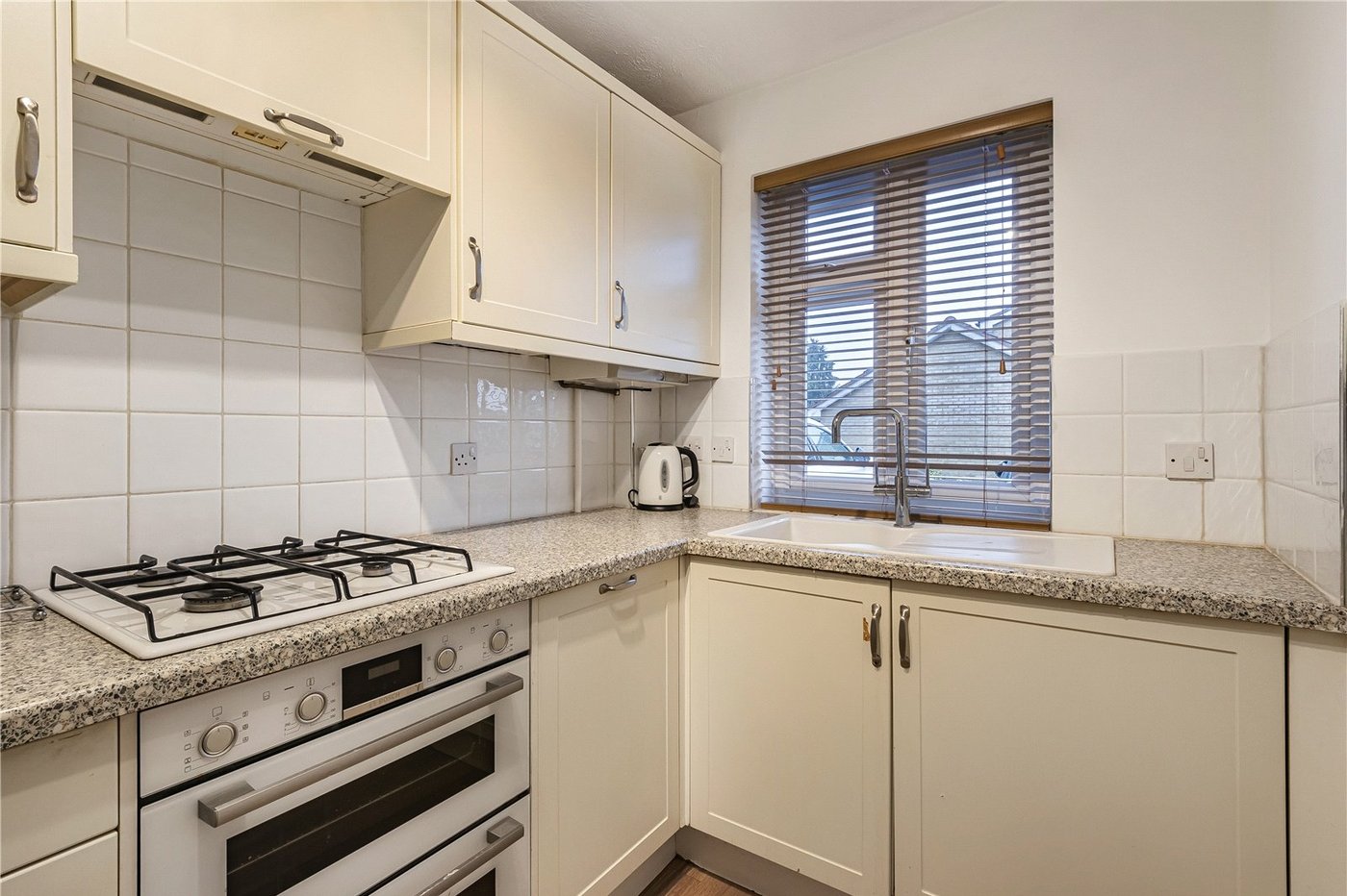 2 bedroom house for sale in South Welling | Robinson Jackson