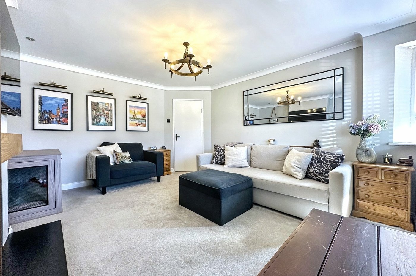 2 bedroom bungalow for sale in Rainham | Robinson Michael & Jackson