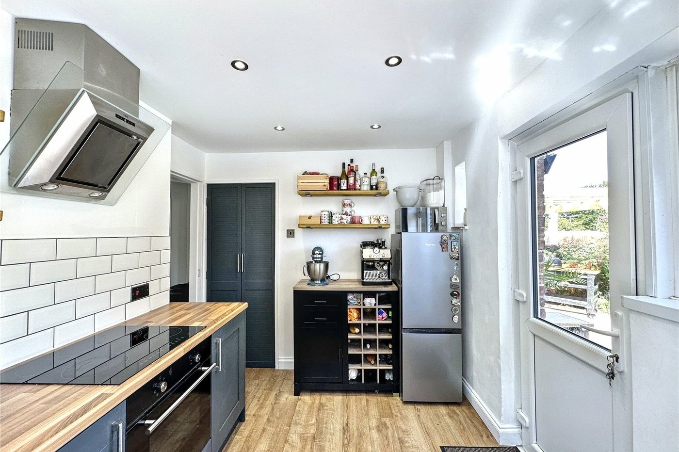 2 bedroom bungalow for sale in Rainham | Robinson Michael & Jackson